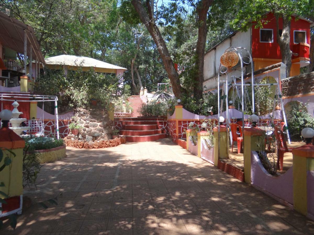 Green Hill Resort Matheran Extérieur photo