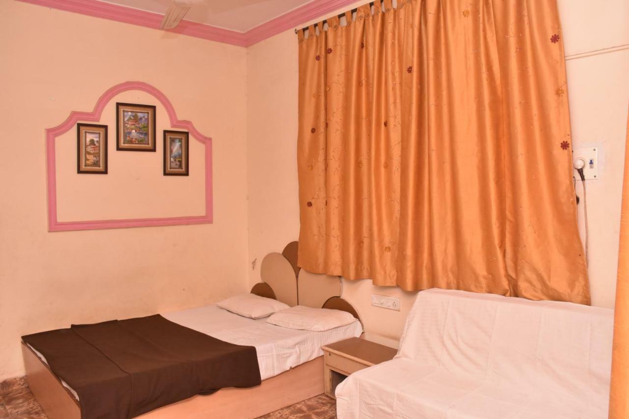 Green Hill Resort Matheran Extérieur photo