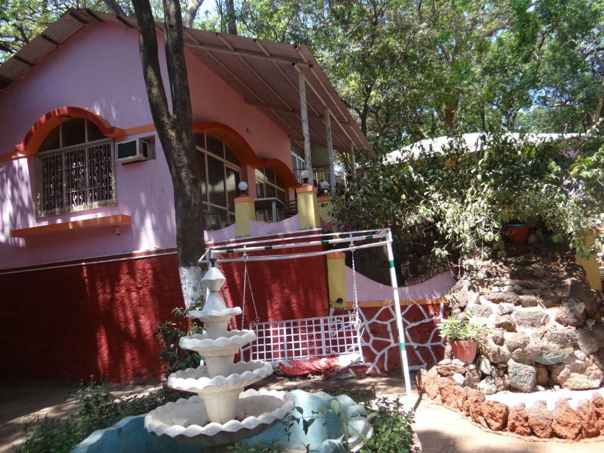 Green Hill Resort Matheran Extérieur photo