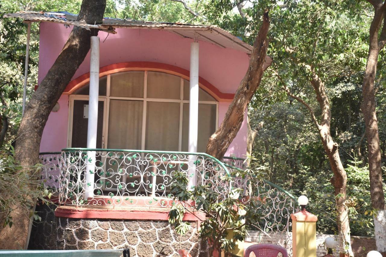 Green Hill Resort Matheran Extérieur photo